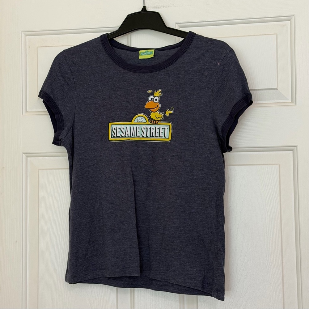 2005 Jerry Leigh Sesame Street Navy Blue Baby Doll Little Bird Ringer Tee M L